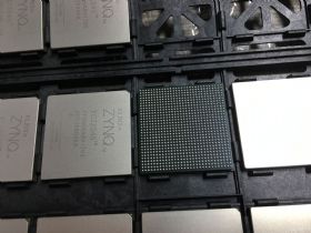 ADC3244IRGZT订货微信13632767652